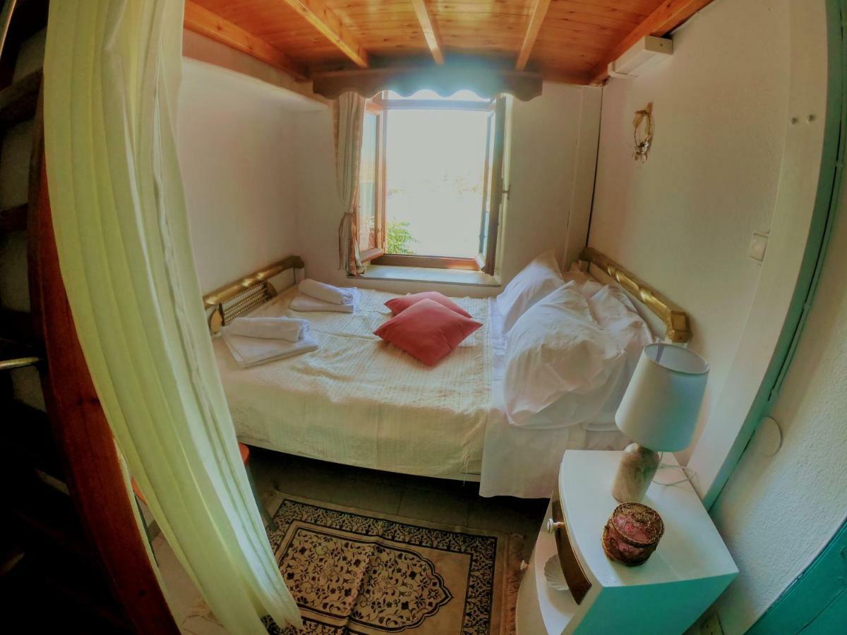 Villa Pitini ซีมี ภายนอก รูปภาพ